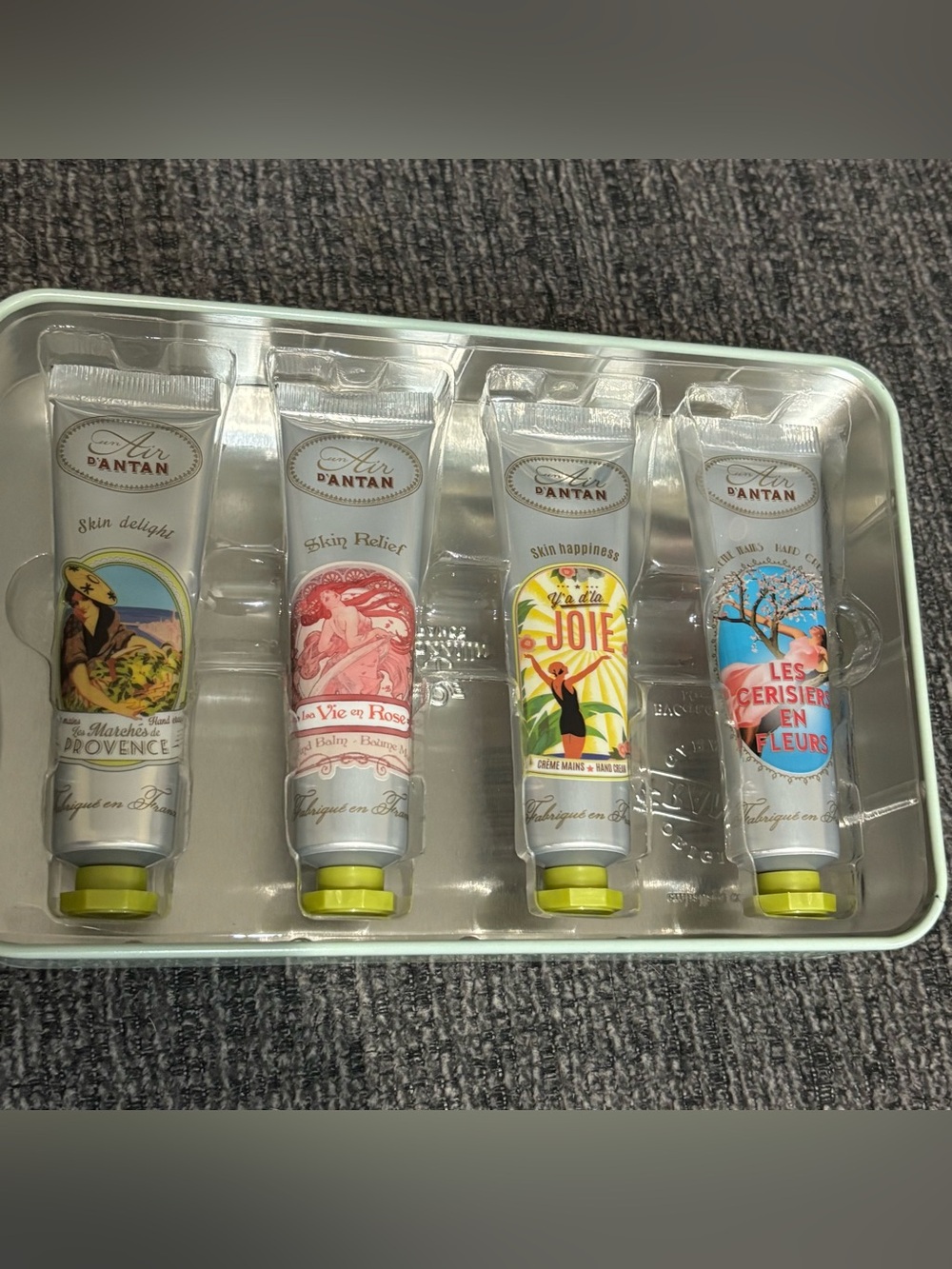 French Hand lotion set in decorative tin